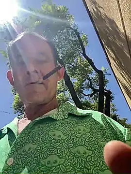 Chelovek-Kot online show from April 24, 8:00 pm