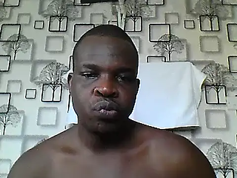 Snapshot of Chumba_001 chatting on February 1, 4:24 am Chumba 001 online show from February 1, 4:24 am