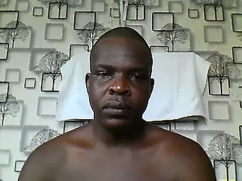 Snapshot of Chumba_001 chatting on February 17, 4:42 am Chumba 001 online show from February 17, 4:42 am
