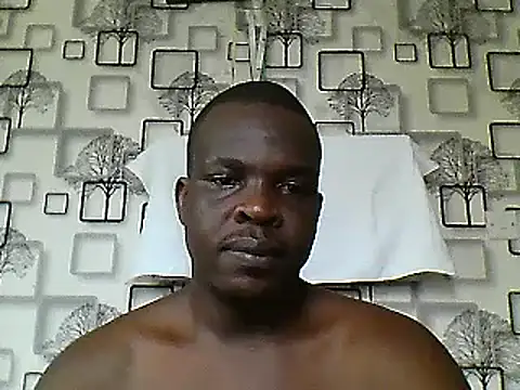 Snapshot of Chumba_001 chatting on December 3, 4:35 am Chumba 001 online show from December 3, 4:35 am