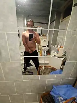 immerGeil79 online show from December 14, 10:39 pm