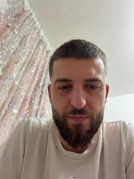 ElChapoGuzman95 online show from January 6, 6:34 pm