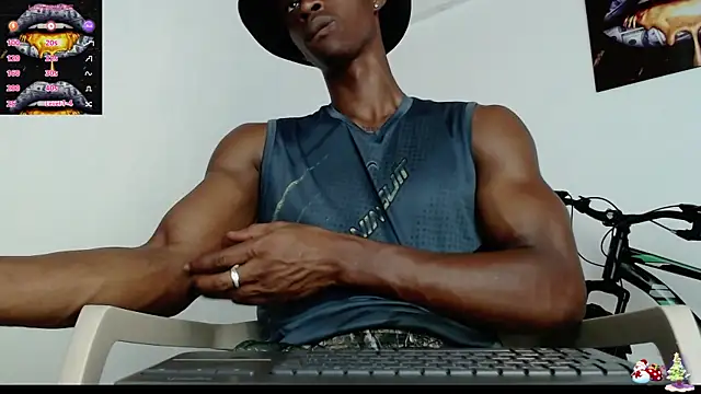 Snapshot of drake_brwon_23 chatting on January 17, 9:54 pm drake brwon 23 online show from January 17, 9:54 pm