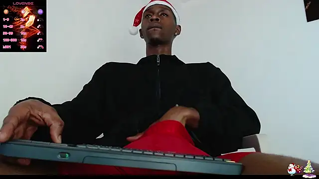 Snapshot of drake_brwon_23 chatting on December 27, 2:25 am drake brwon 23 online show from December 27, 2:25 am
