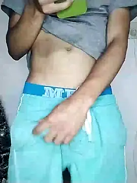 Snapshot of Thick_Cock chatting on December 20, 4:25 pm Thick Cock online show from December 20, 4:25 pm