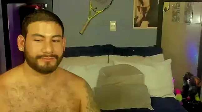Snapshot of Prometeo-grizzly chatting on December 20, 12:19 am Prometeo-grizzly online show from December 20, 12:19 am