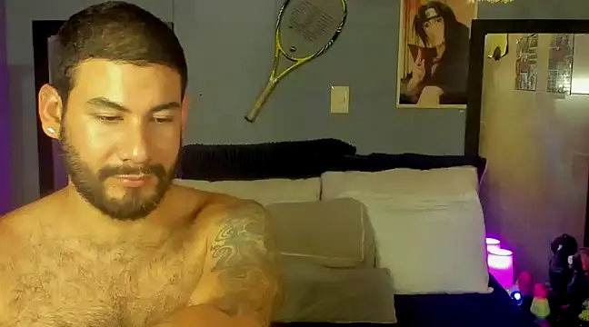 Snapshot of Prometeo-grizzly chatting on December 24, 1:59 am Prometeo-grizzly online show from December 24, 1:59 am