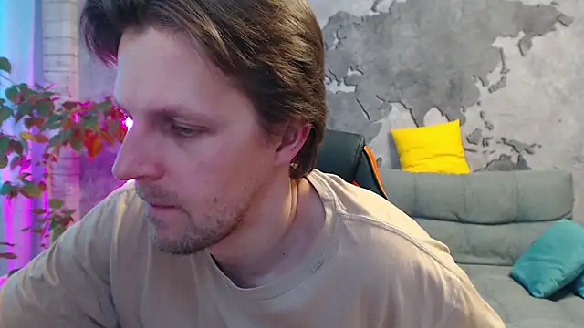 VikingChrisss online show from March 18, 10:40 am