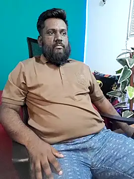 Rayansmith  online show from April 20, 9:50 pm