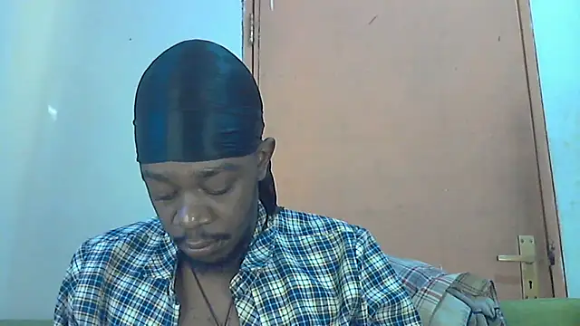 Snapshot of BIGDICKMULLAH chatting on October 11, 9:57 am BIGDICKMULLAH online show from October 11, 9:57 am