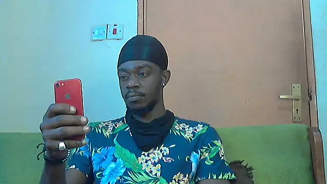 Snapshot of BIGDICKMULLAH chatting on October 17, 11:25 am BIGDICKMULLAH online show from October 17, 11:25 am