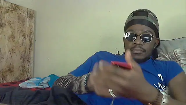 Snapshot of BIGDICKMULLAH chatting on September 13, 2:01 am BIGDICKMULLAH online show from September 13, 2:01 am