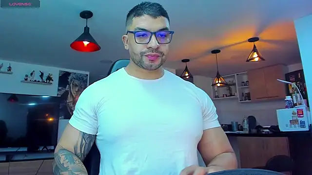 Snapshot of Michael_Diamond chatting on January 15, 2:38 am Michael Diamond online show from January 15, 2:38 am