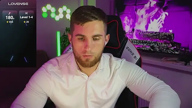 Sweeet  boy online show from October 31, 10:02 pm