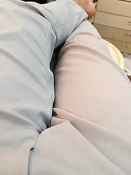 u wan me online show from March 12, 5:02 am