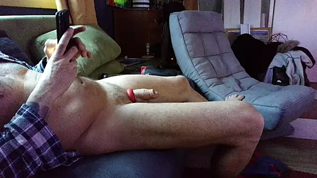McPherson72 online show from June 18, 3:52 am